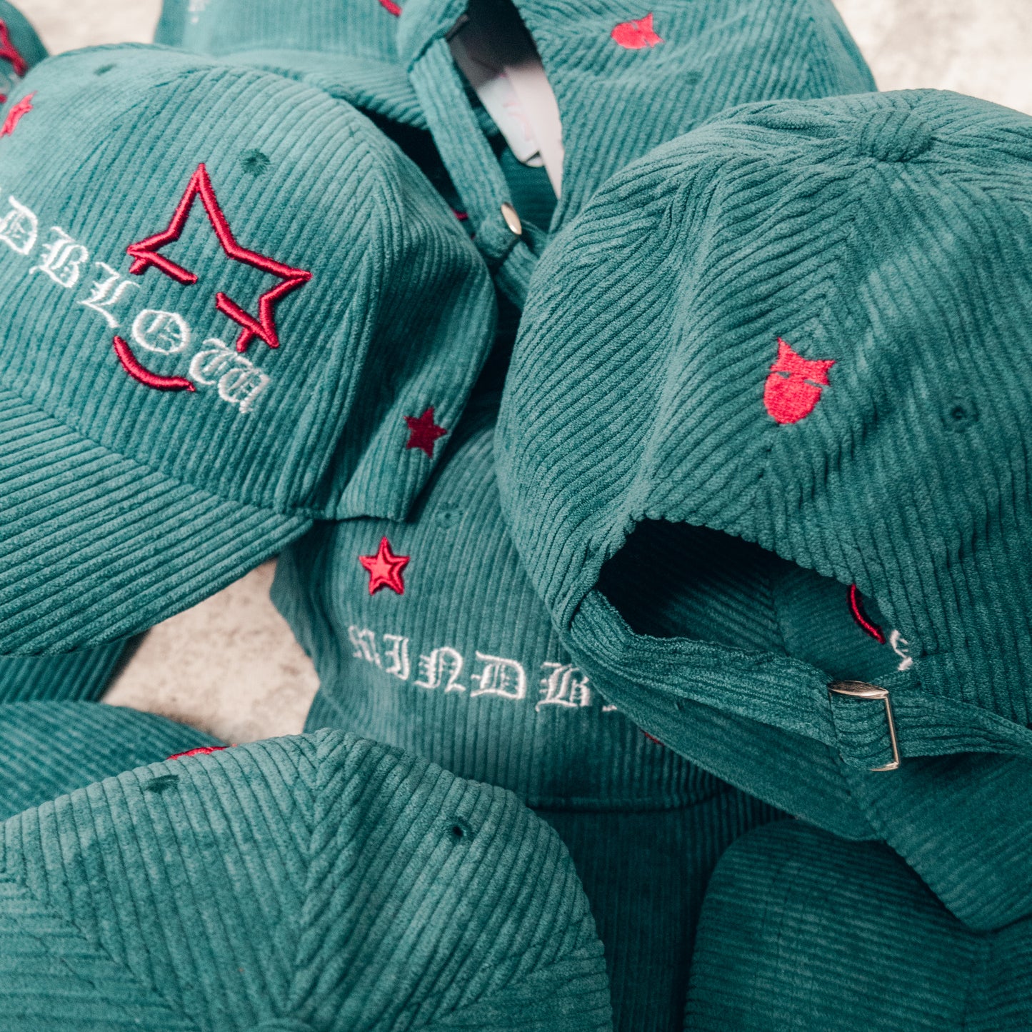 Gorra de Pana (Color Cerceta)